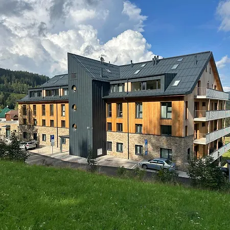 Apartman Janske Lazne アパート